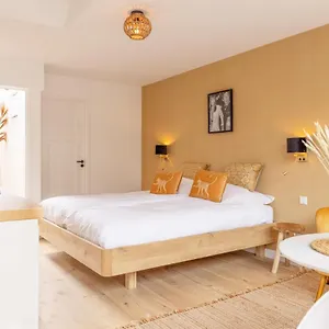 Paradise Apartment